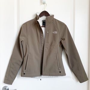 The North Face Women’s Apex Jacket. Size XS